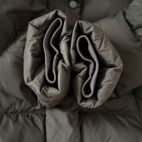 Lululemon hip lengths puffer jacket - Picture 7 of 8